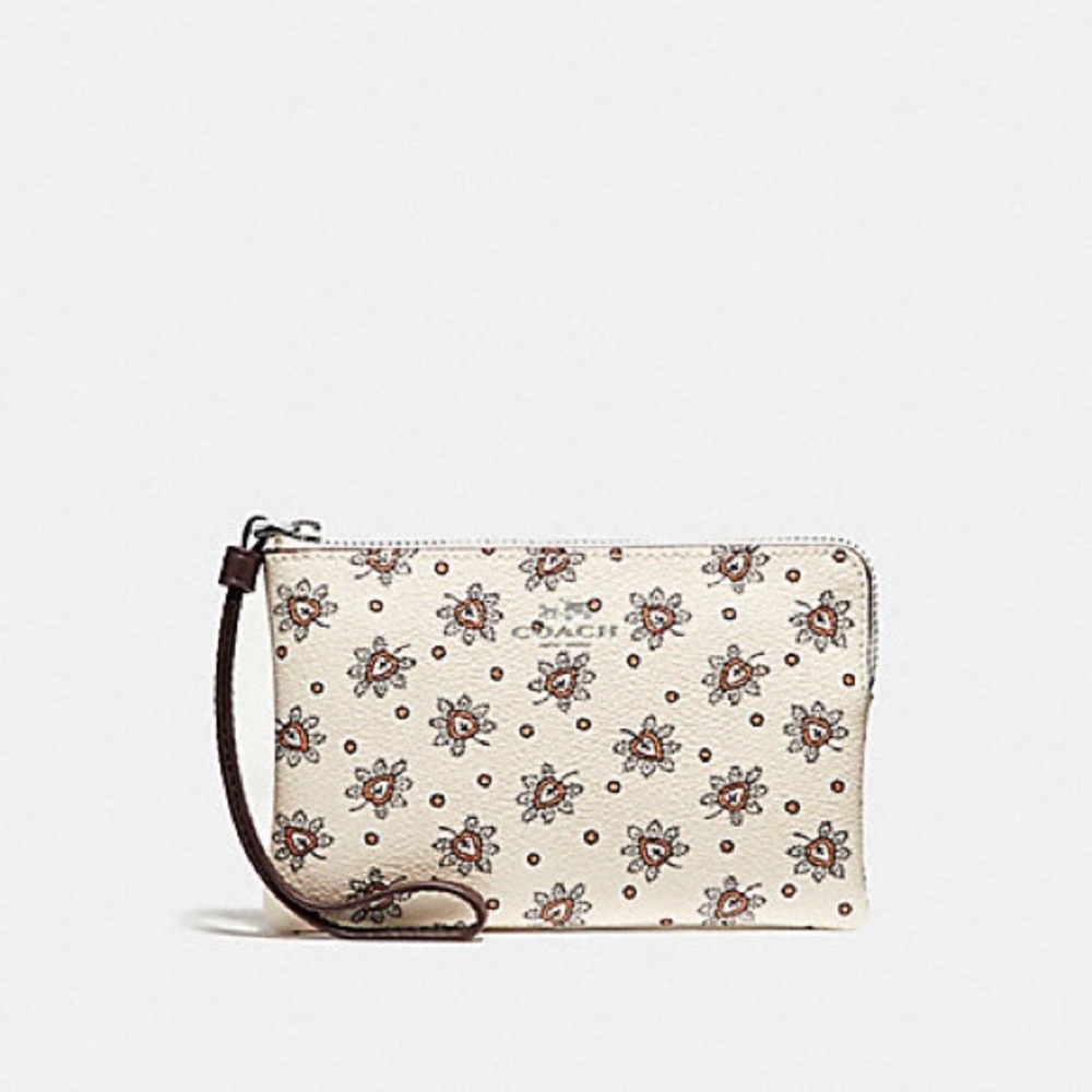 NWOT Coach adorable wristlet!! PRICE FIRM - Picture 1 of 6